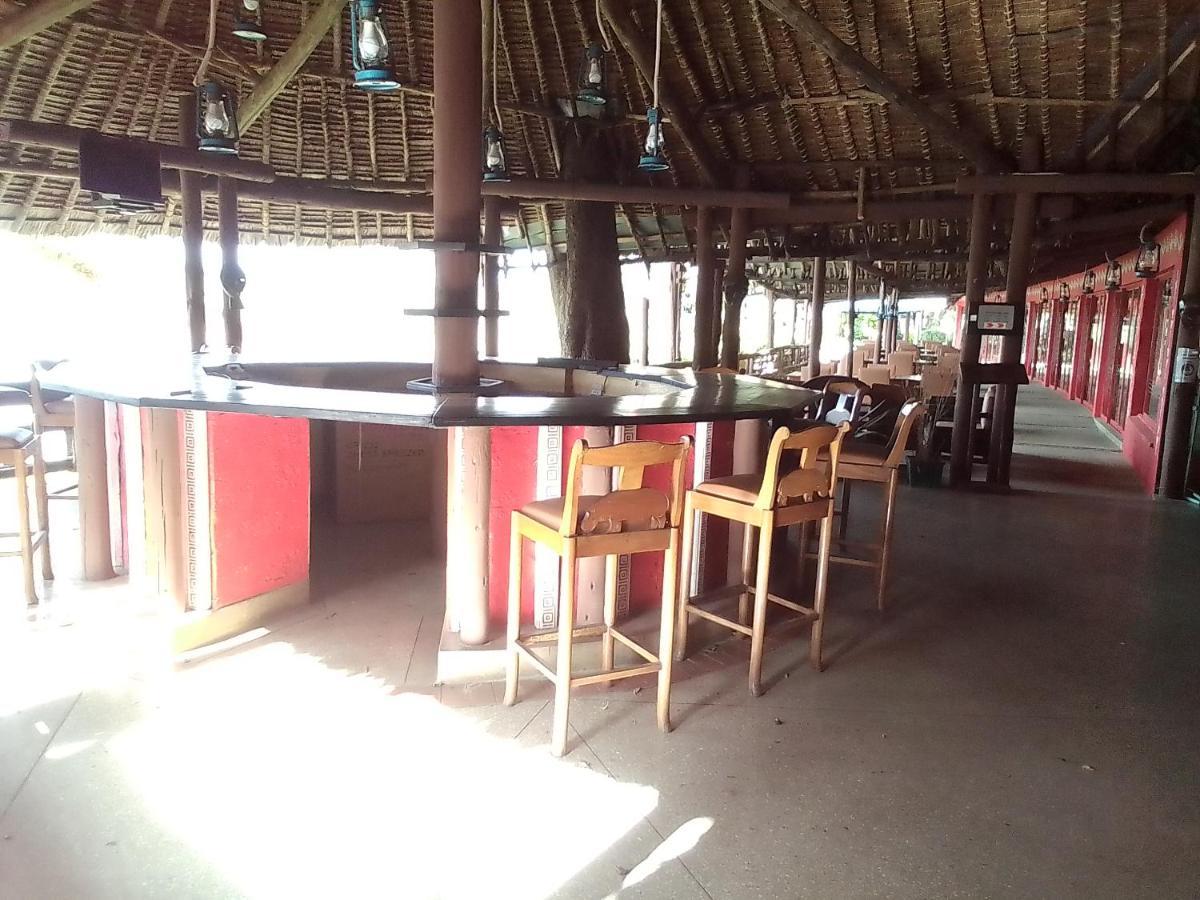 Mara River Lodge Aitong Екстериор снимка